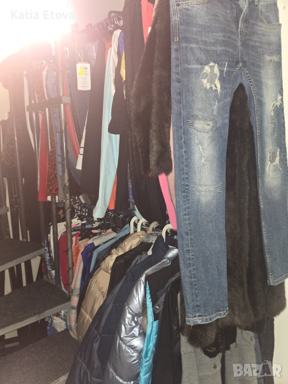 Outlet дрехи и обувки, снимка 1