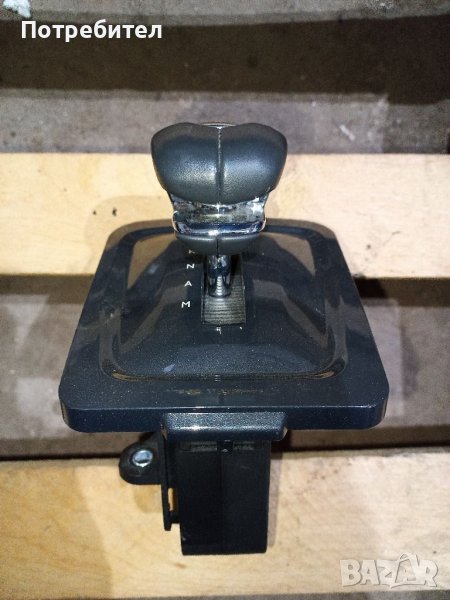 Скоростен лост и управление Пежо 3008, снимка 1