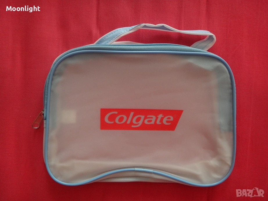 Нов тоалетен козметичен несесер Colgate, снимка 1