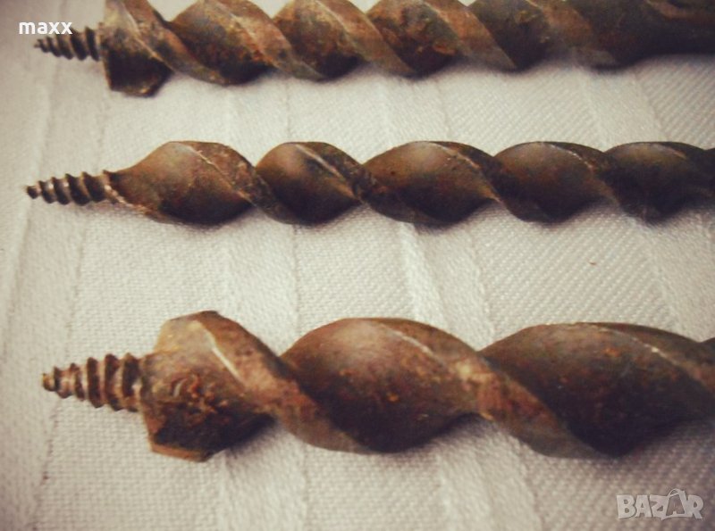 Колекционерски старовремски ковани бургии, свредла за дърво неупотребявани, снимка 1