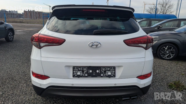 Хюндай Туксон 2.0crdi 4x4 automatic , снимка 6 - Автомобили и джипове - 53256855