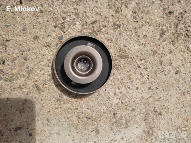 Капачки за резервоар 