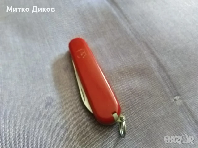 Швейцарско ножче 4 части ножче -отварачка -пенсета и халка рядко без луфт