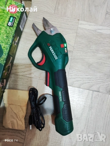 Акумулаторни лозарски ножици Parkside PGSA 14 A1, снимка 3 - Други инструменти - 53534667