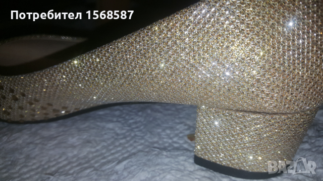 Златисти дамски обувки среден ток с камъни № 38, снимка 4 - Дамски обувки на ток - 36454801