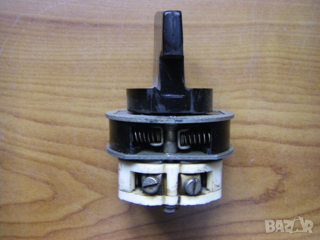 Трифазни и монофазни пакетни прекъсвачи, снимка 13 - Други машини и части - 47117884