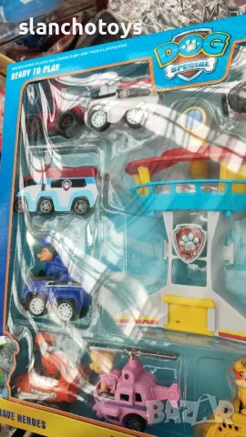 База / Наблюдателна кула на Пес патрул,със звук,светлина и асансьор,с 8 фигурки+синя плюшена раничка, снимка 2 - Играчки за стая - 34522299