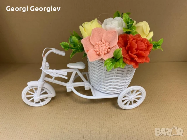 цветя изработени с глицеринов ароматен сапун и Българска роза , снимка 14 - Декорация за дома - 50104897