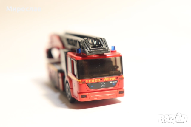 HERPA?? 1:87 H0 MERCEDES ПОЖАРНА КАМИОН МОДЕЛ КОЛИЧКА, снимка 6 - Колекции - 52931492