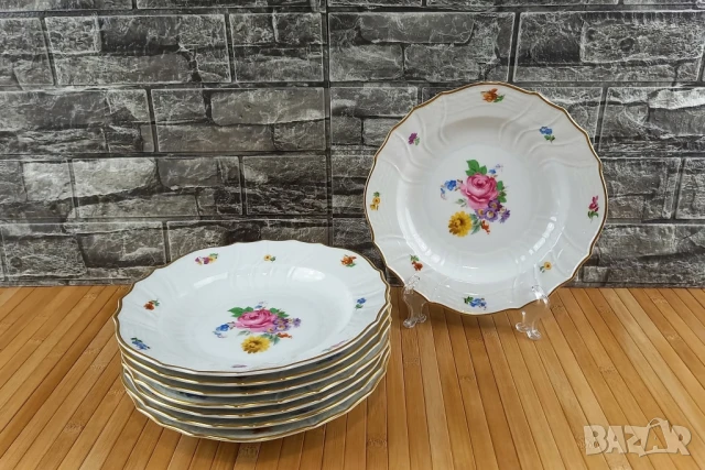 Hutschenreuther Dresden сервиз за кафе и хранене, снимка 8 - Сервизи - 50659228