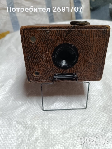 фотоапарат Енсигън Бърз 