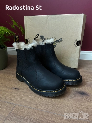 Dr. Martens 2976 Faux Fur Боти, снимка 3 - Дамски боти - 52123776