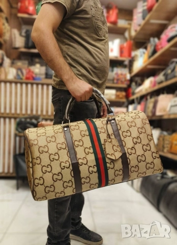 сакове ⬆️ 27 CM ➡️ 50 CM ↔️27 CM gucci 