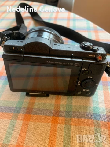 Фотоапарат Сони , снимка 2 - Фотоапарати - 51071882