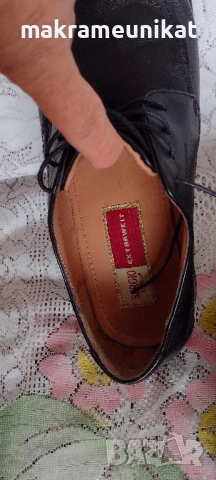 Продавам мъжки обувки черна естествена кожа номер 46, стелка 30 см, като нови, марка, снимка 7 - Ежедневни обувки - 42753467
