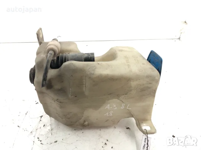 Казанче течност за чистачки Audi A3 8l Ауди А3 8л 