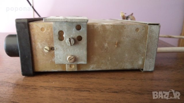 Старо  радио за кола UNITRA SAFARI 2, снимка 2 - Антикварни и старинни предмети - 28078917