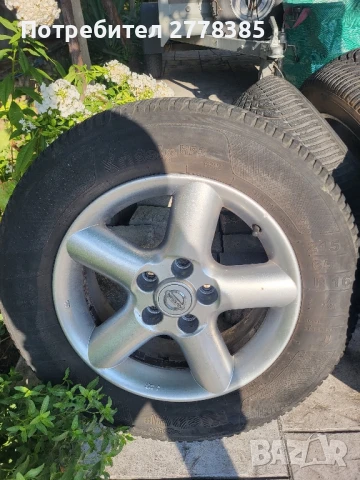 Гуми с джанти за Нисан, снимка 2 - Гуми и джанти - 51393475