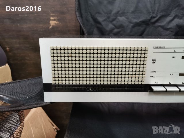 Старо дървено радио Grundig Type RF 2060, снимка 3 - Антикварни и старинни предмети - 35516029