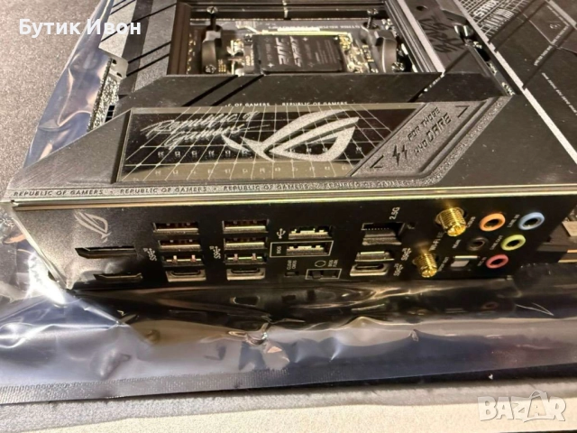 ASUS ROG STRIX X670E-F GAMING WIFI Mainboard, снимка 3 - Дънни платки - 52906993