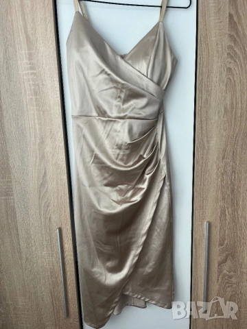 Рокля сатенена