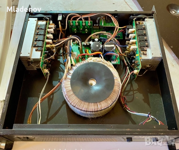 Усилвател SAMSON pg 2200, снимка 3 - Ресийвъри, усилватели, смесителни пултове - 51798912