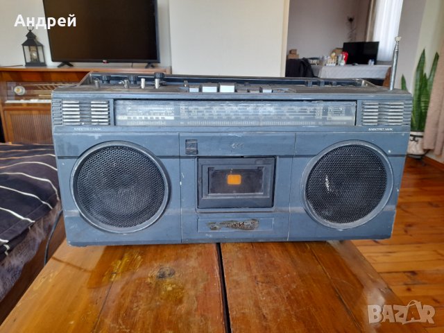 Стар радиокасетофон Респром РМС 323, снимка 1 - Антикварни и старинни предмети - 38736339