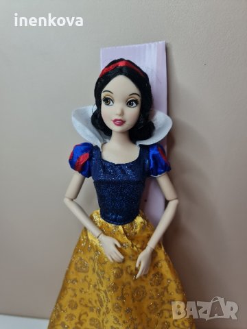 Оригинална кукла Снежанка и седемте джуджета - чупещи стави - Дисни Стор Disney Store нова без кутия, снимка 10 - Кукли - 39147634