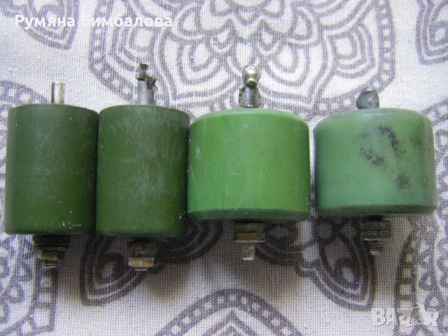 Руски високоволтови кондензатори К15-4, 470рФ/30кВолта и 500рФ/20кВолта, снимка 2 - Друга електроника - 50687140