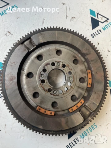 Маховик 23200-2U310 за Hyundai Kona 1.6 CRDi e-VGT AWD, двигател D4FE, 136 кс., 4x4, DCT - 7 SPEED , снимка 2 - Части - 50851017