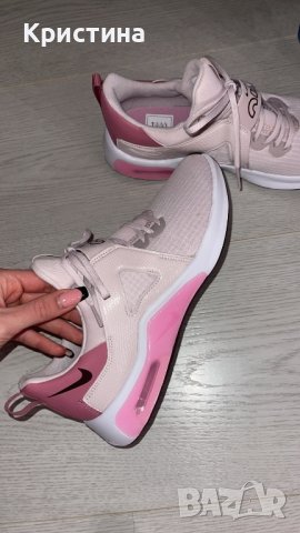 Спортни обувки Nike, снимка 3 - Маратонки - 43302731