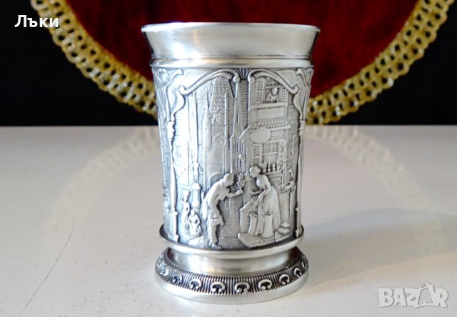 Чаша за ракия от калай,серия Carl Spitzweg. , снимка 1 - Антикварни и старинни предмети - 39971510