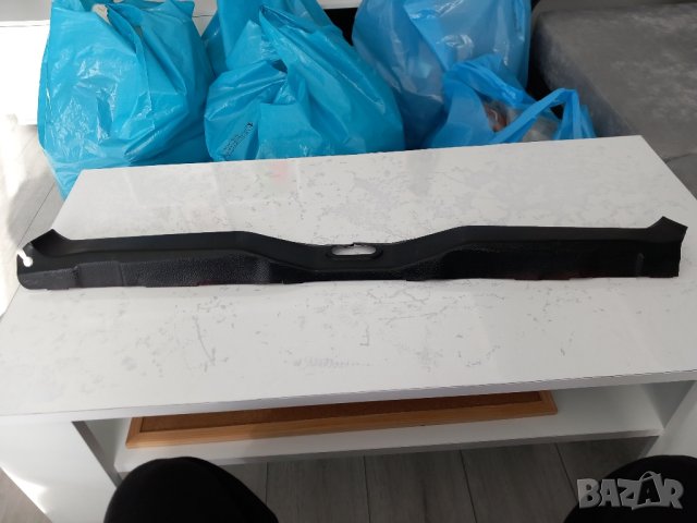 Оригинална кора за багажник за фолксваген vw голф 3  , снимка 6 - Части - 43908537