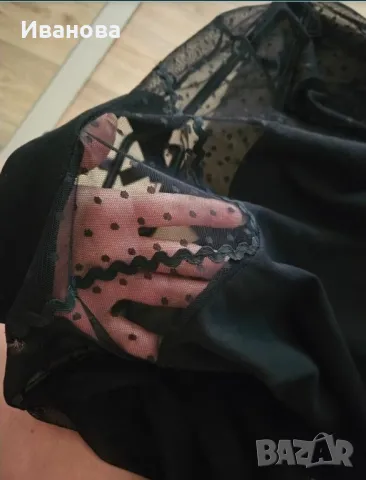 Черна рокля с прозрачна част, снимка 2 - Рокли - 50196506