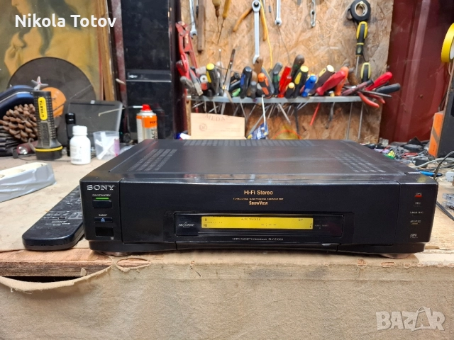 Продава се видео Sony SLV-E1000VC. 