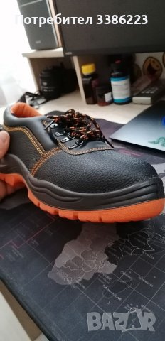 Работни обувки 42 номер 30 лв нови