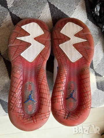 Nike Air Jordan Mars 270, снимка 8 - Маратонки - 53218587