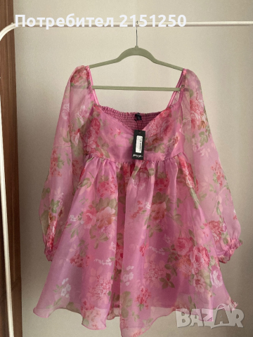 Дамска рокля от органза марка Nasty Gal, снимка 2 - Рокли - 44910695