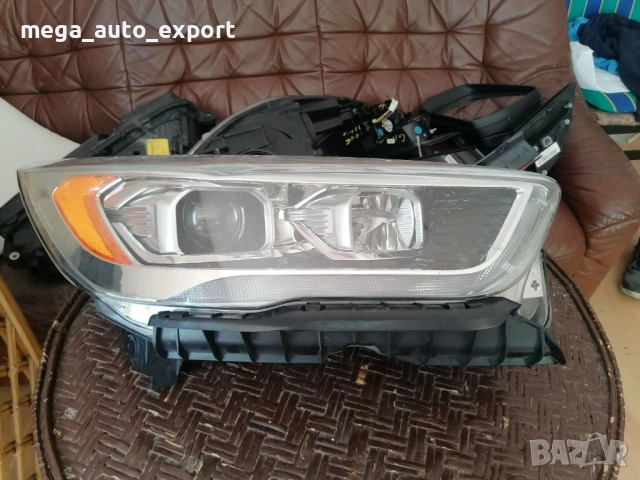 Оригинален фар за Ford Kuga - десен