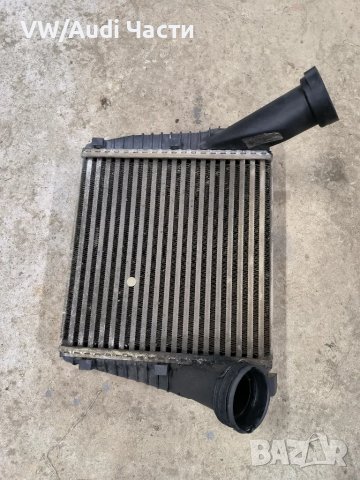Интеркулер за Фолксваген Туарег Порше Ауди VW Touareg Porsche Cayenne Audi Q7 7L0145803A