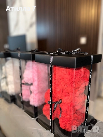 Подаръчно мече с вечни рози и елегантна панделка - идеално за празници, снимка 5 - Подаръци за жени - 52711961