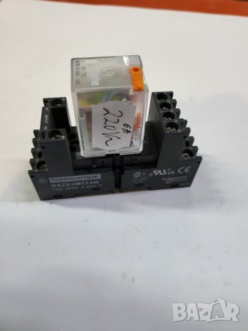 Марково Австрийско  Реле Tele haase RM 024 - 220 волта право , 6А - 4 н.о к с позлата злато, снимка 2 - Резервни части за машини - 40186781