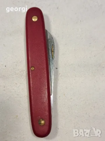 швейцарско овощарско ножче Victorinox