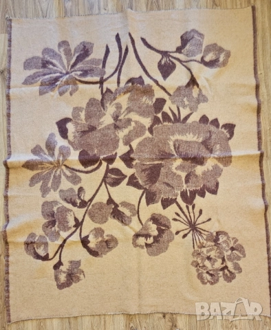 Ново вълнено одеало 190/160, снимка 13 - Олекотени завивки и одеяла - 51785960