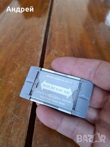Стара кутийка от ножчета за бръснене Gillette, снимка 3 - Колекции - 33070931