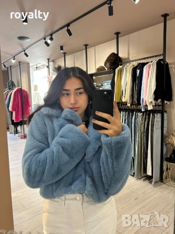 Късо Синьо Дамско Палто , снимка 2 - Палта, манта - 52885282