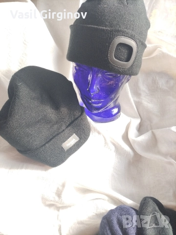 Зимни шапки, снимка 2 - Шапки - 52823910