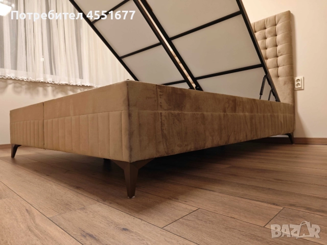 Продавам тапицирана спалня/ легло, снимка 4 - Спални и легла - 52031606