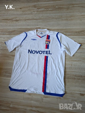 Оригинална мъжка тениска Umbro x F.C. Olympique Lyon / Season 08-09 (Home), снимка 2 - Тениски - 50548376