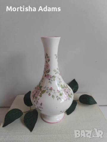 Английска ваза- фин костен порцелан , снимка 2 - Вази - 52841337